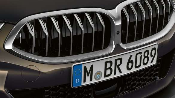 BMW M850i xDrive Gris Dravit metálico, frontal, parrilla de riñón con Flujo de Aire Activo. BMW M850i xDrive Gris Dravit metálico, frontal, parrilla de riñón con Flujo de Aire Activo.