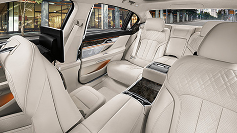 BMW 7 Series Saloon BMW 5-seater